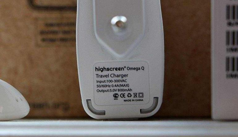 Мобильный телефон Highscreen Omega Q Дизайн, размеры, управляющие элементы